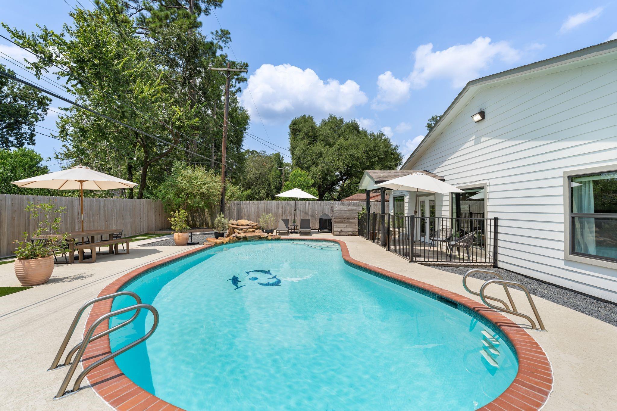 1115 Chamboard Lane