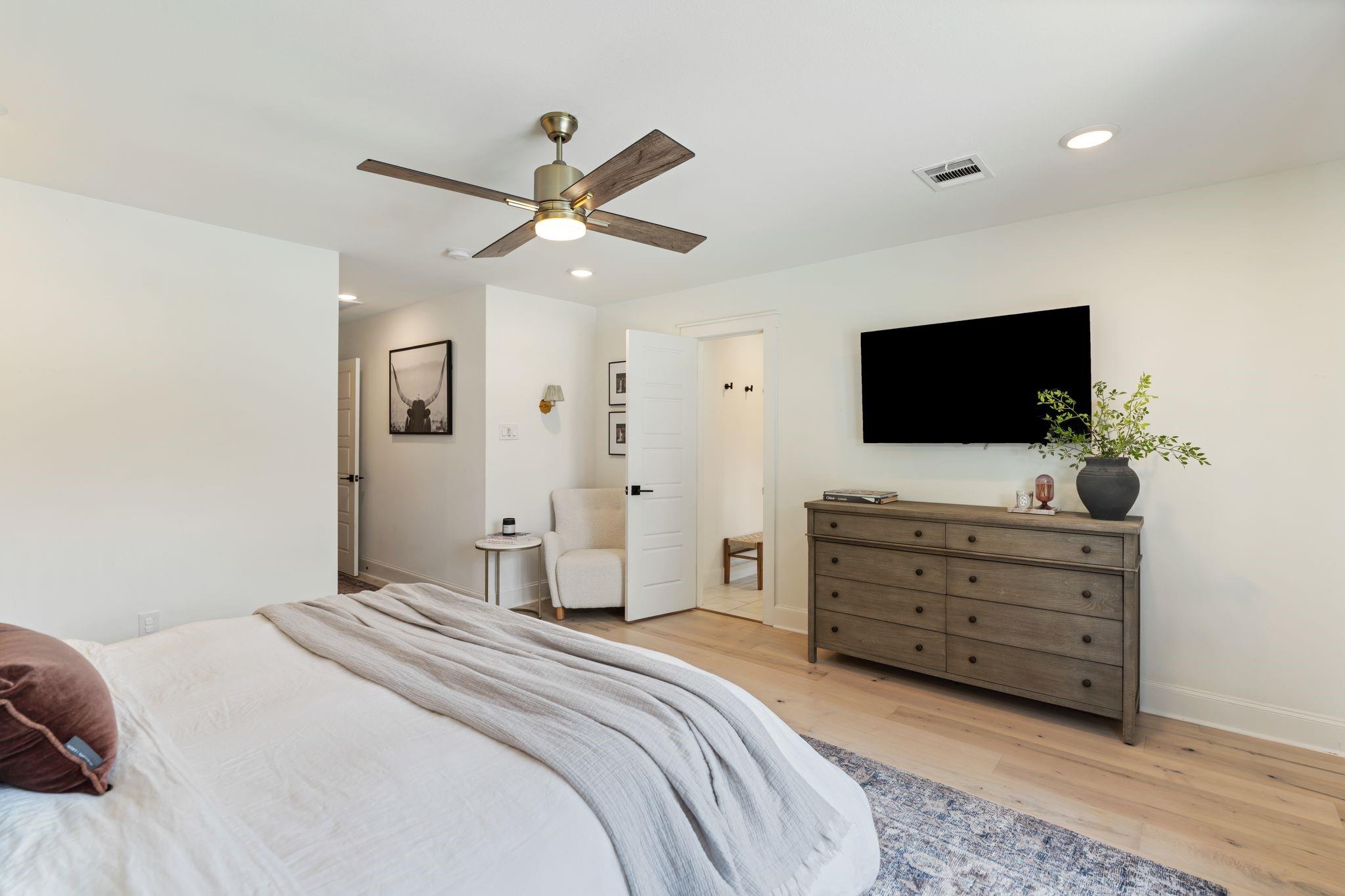 1115 Chamboard Lane