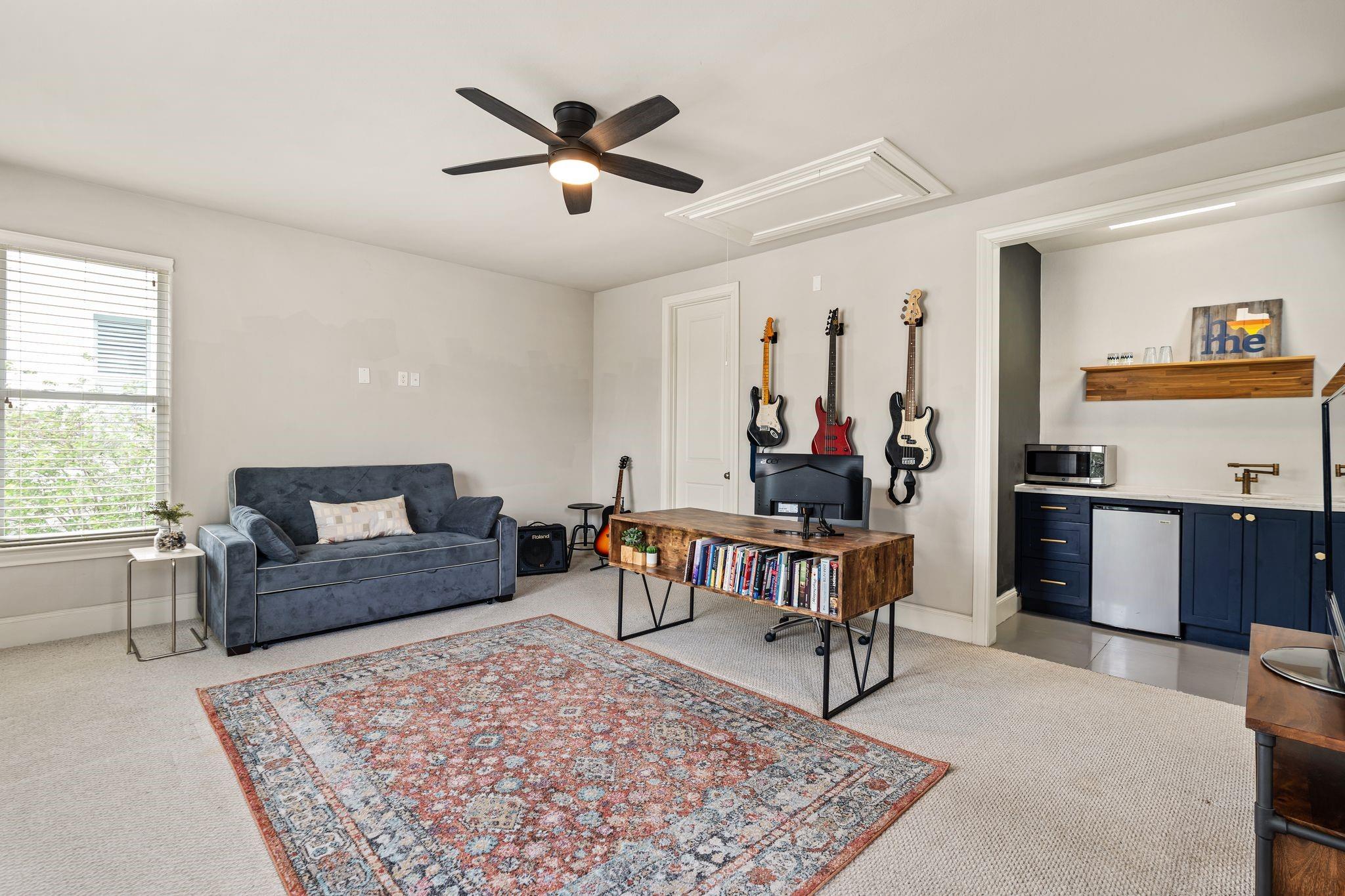 8710 Emnora Lane
