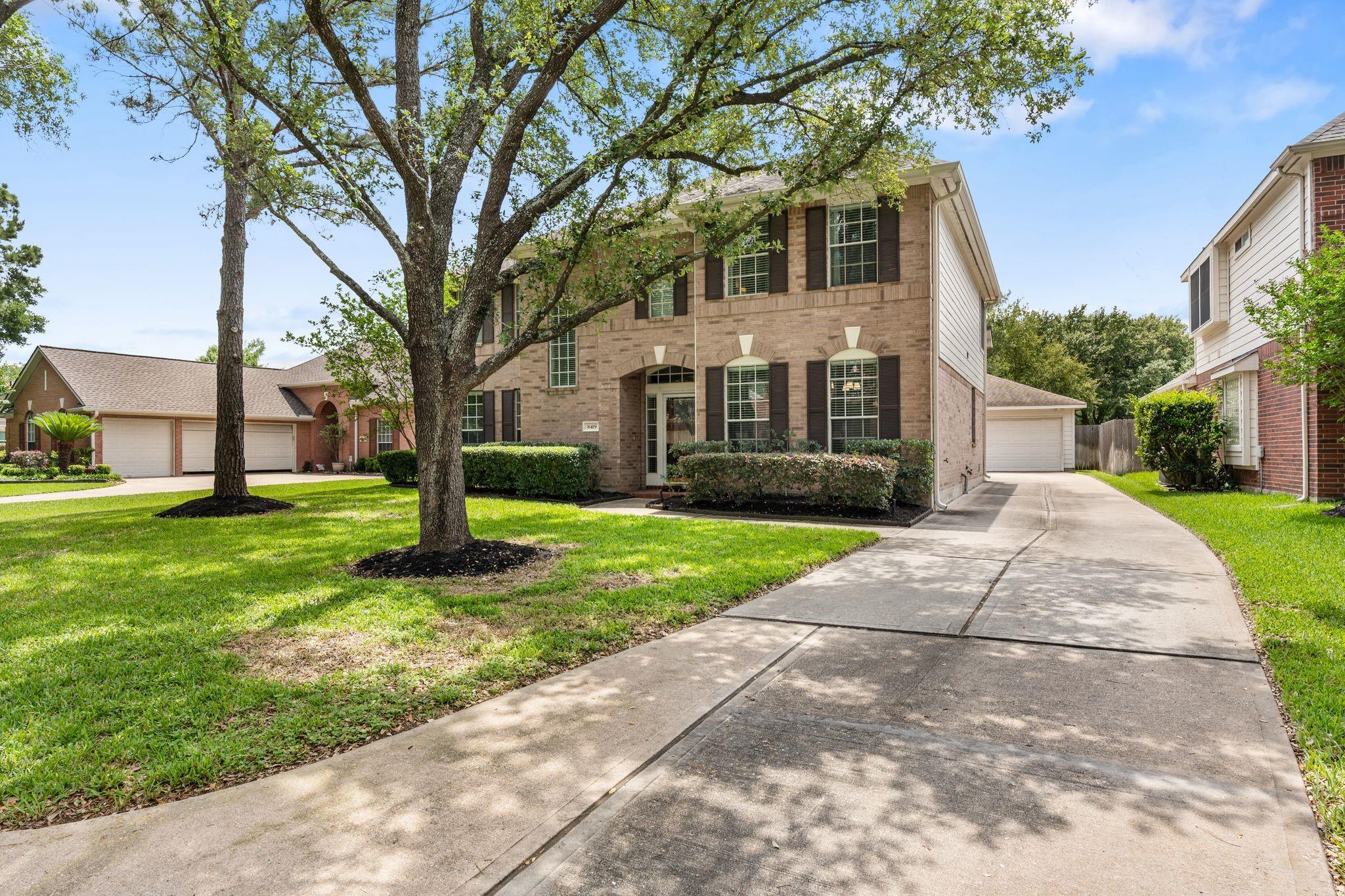 8419 Laurel Trace