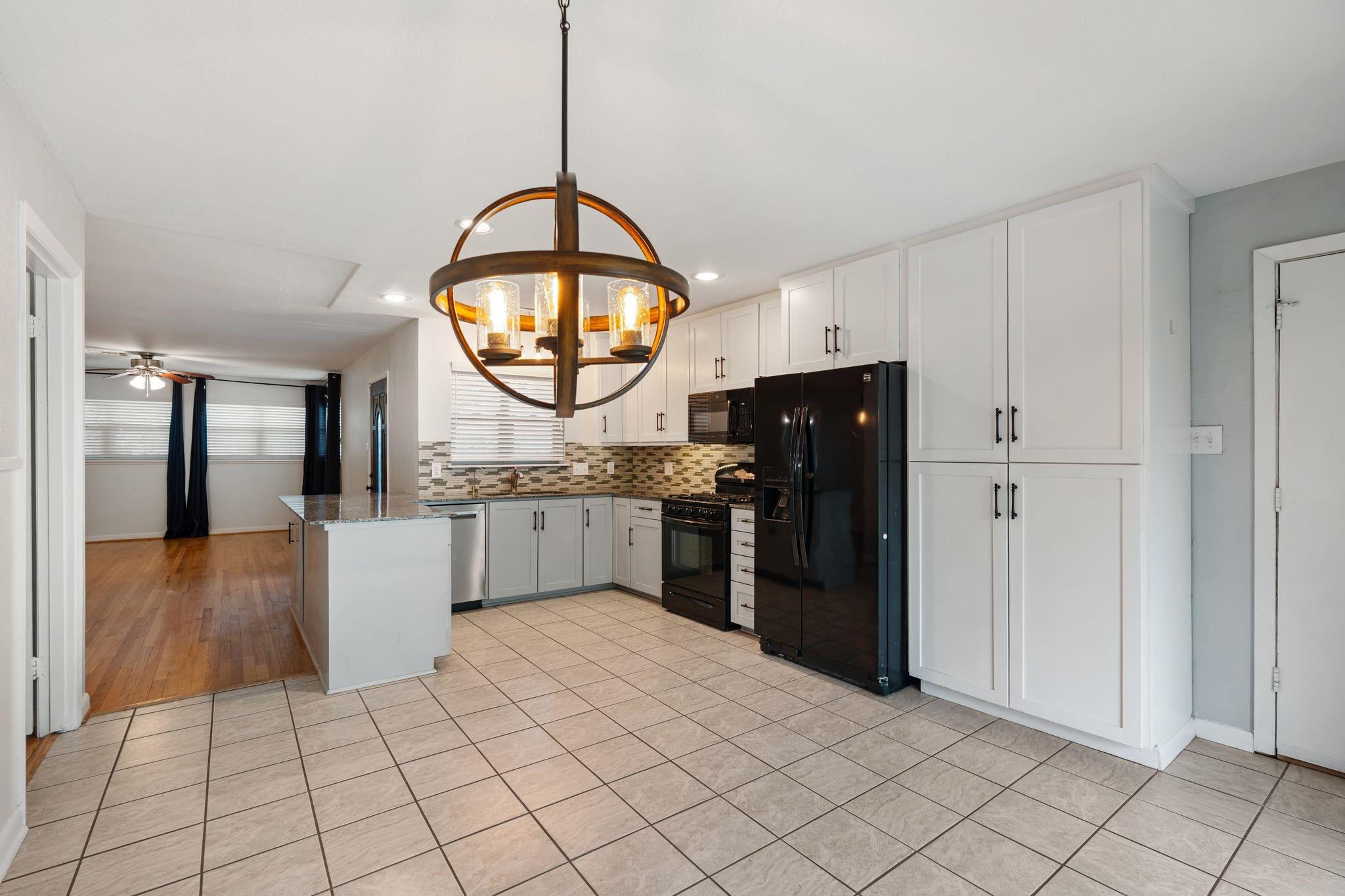 5110 Hialeah Drive