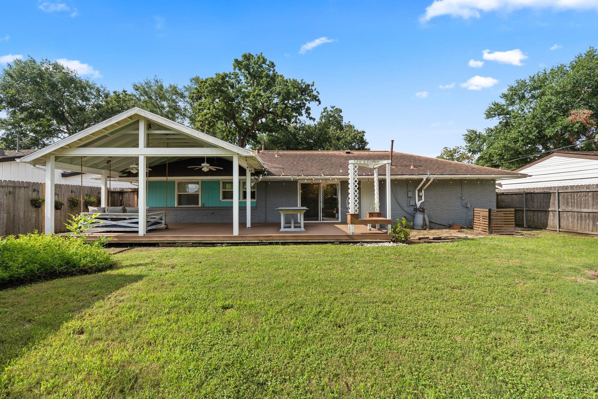 5110 Hialeah Drive