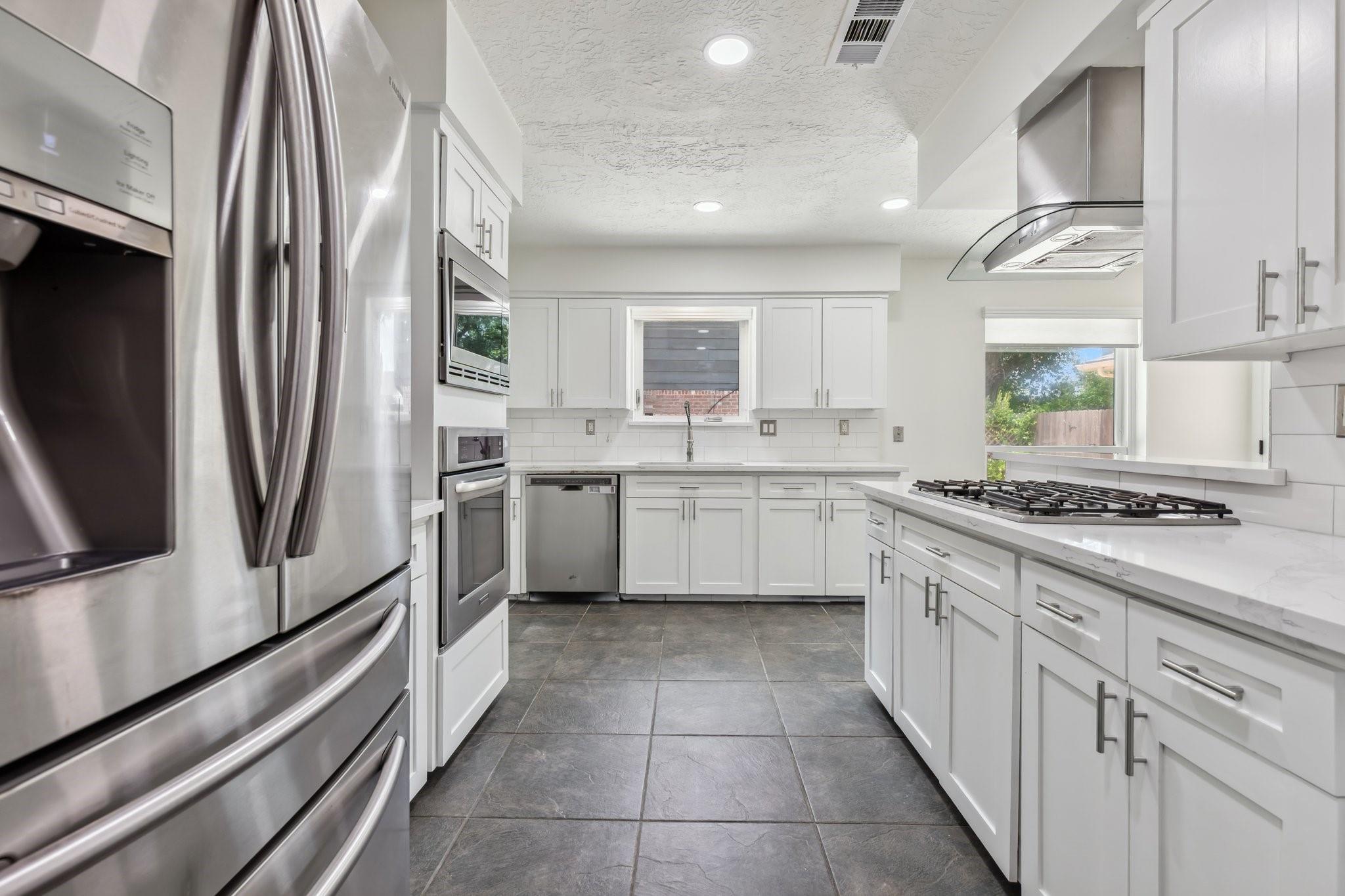 11406 Meadow Lake Drive