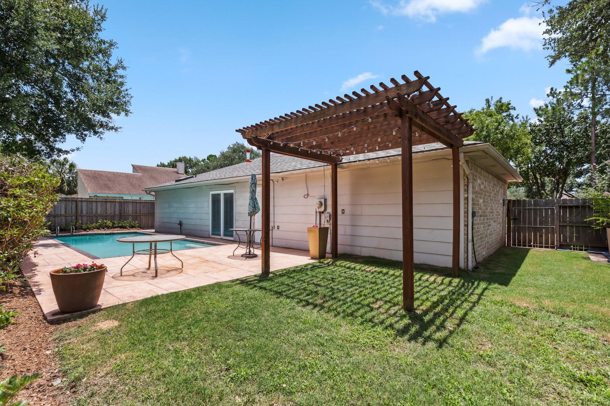 11406 Meadow Lake Drive