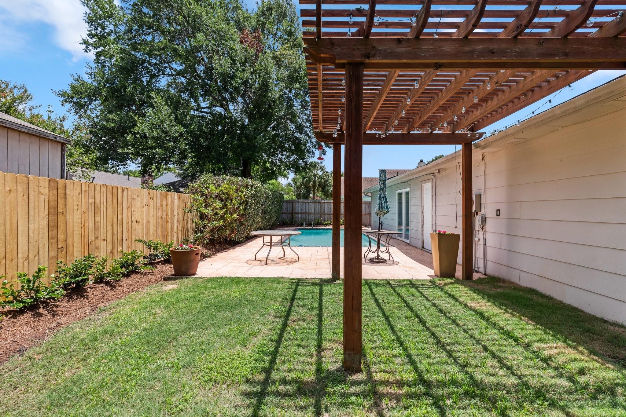 11406 Meadow Lake Drive