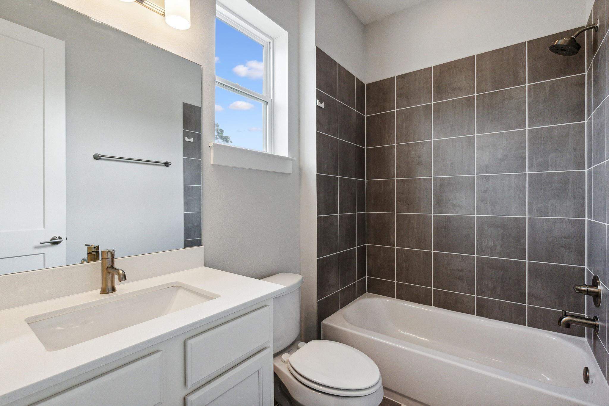 843 W 23rd Street # B