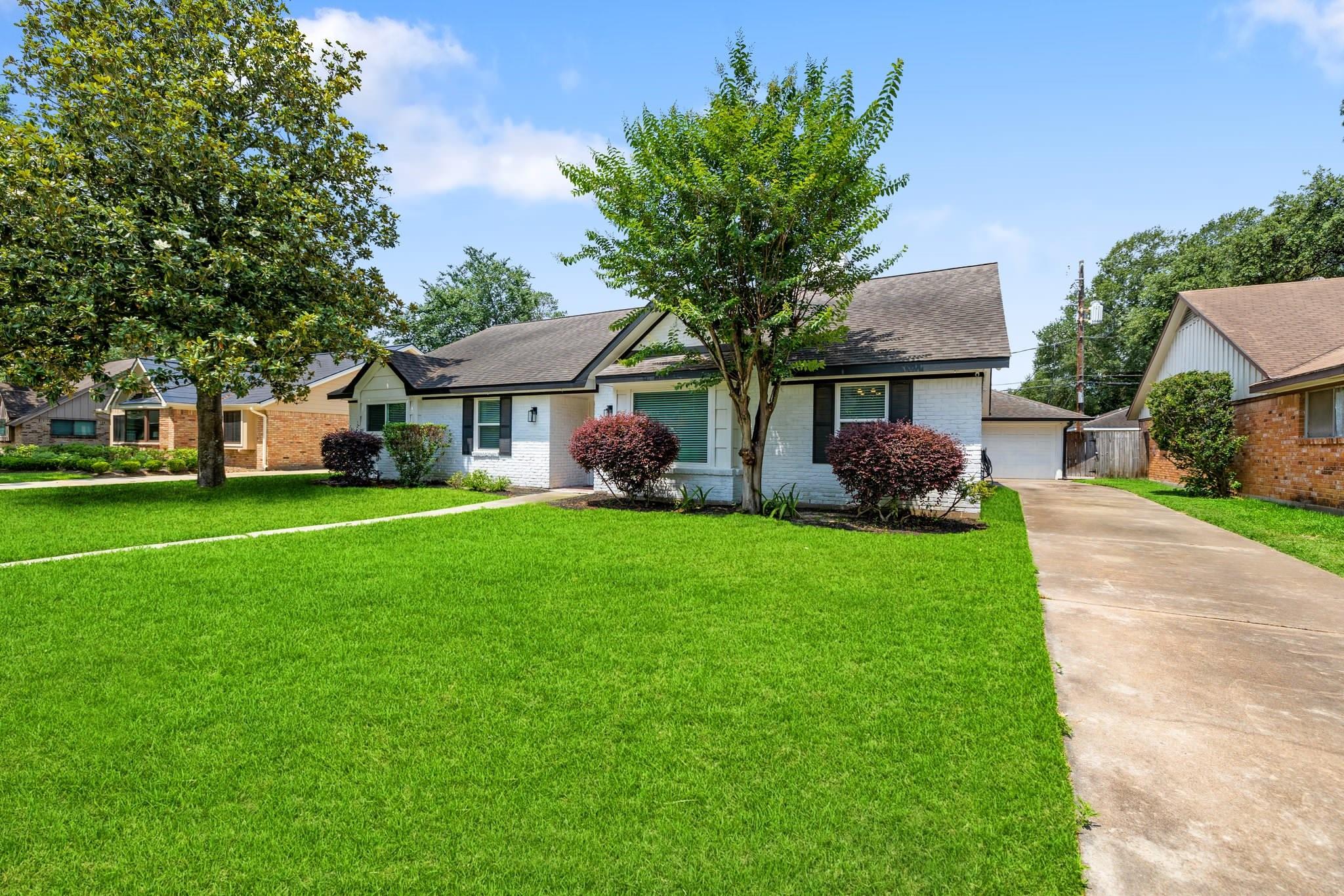 4411 Deer Lodge Drive