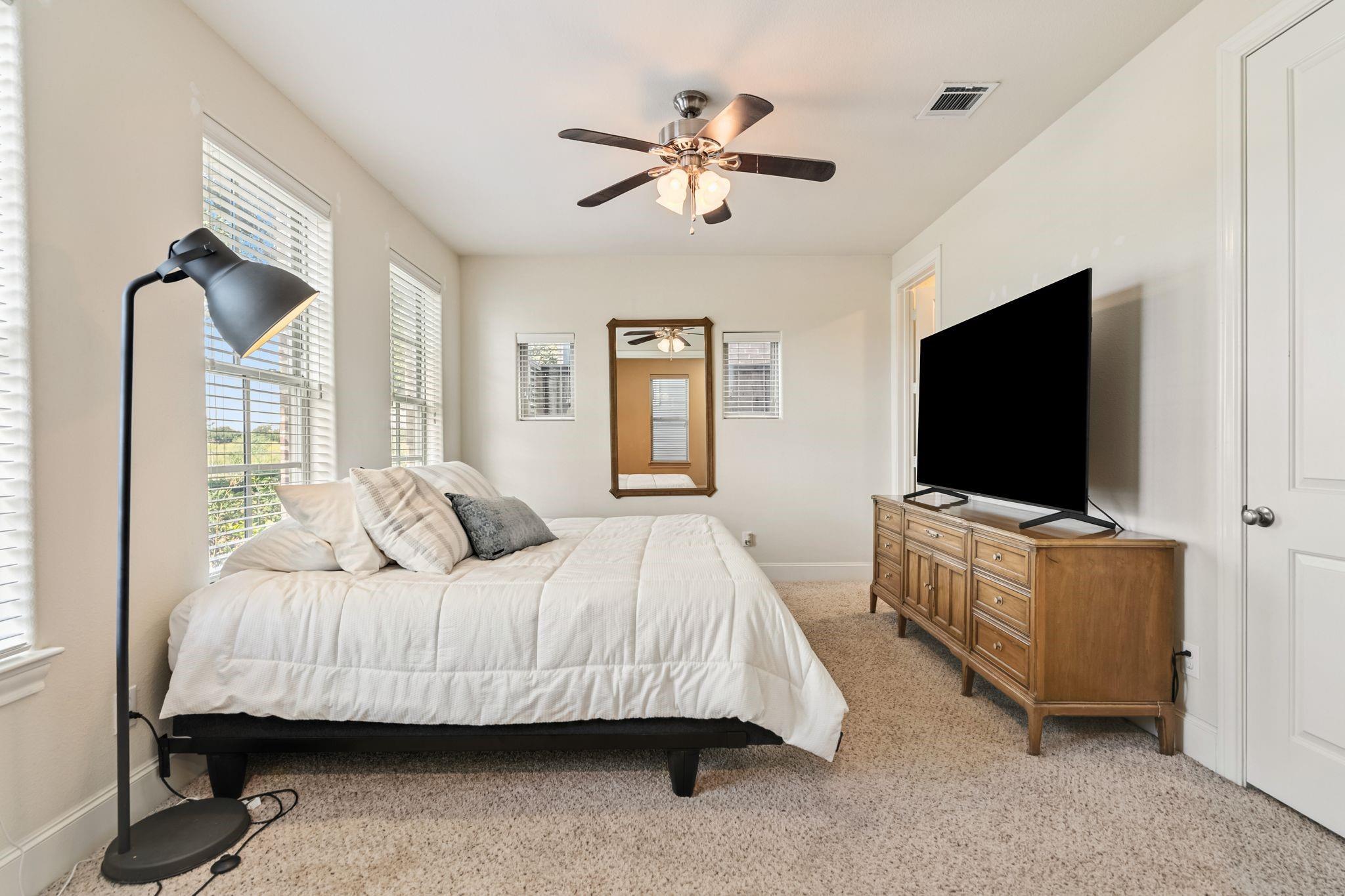 8670 Emnora Lane