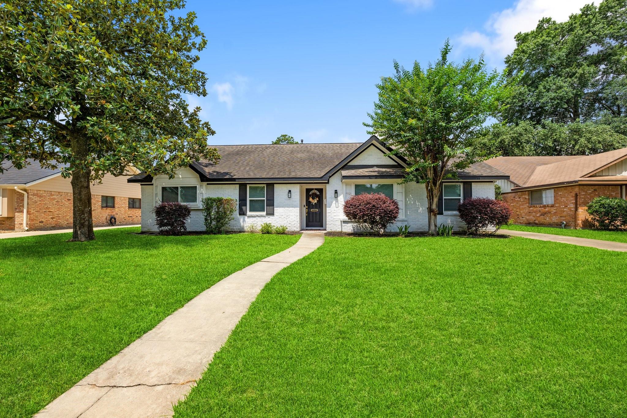 4411 Deer Lodge Drive