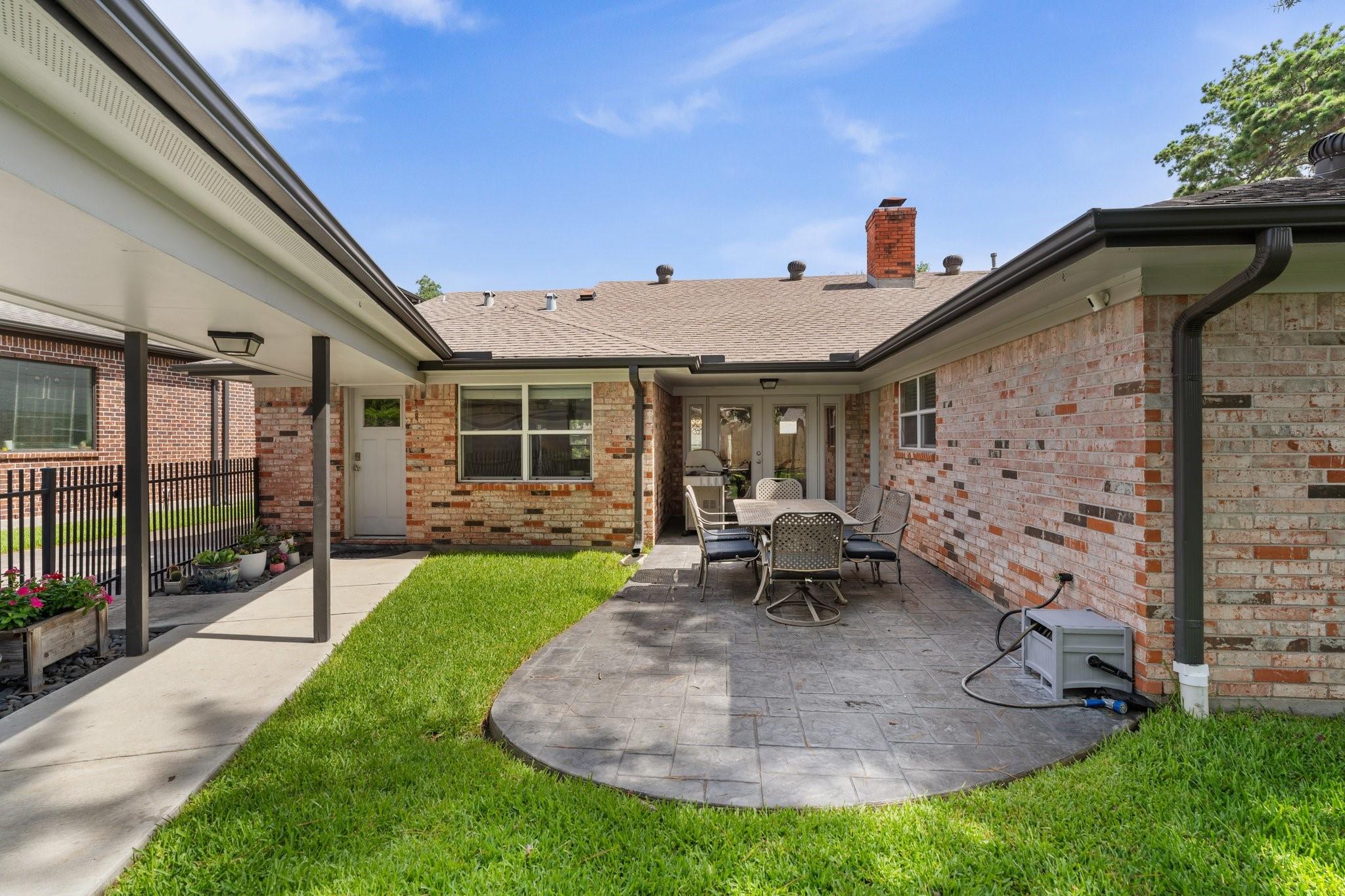 1011 Martin Street