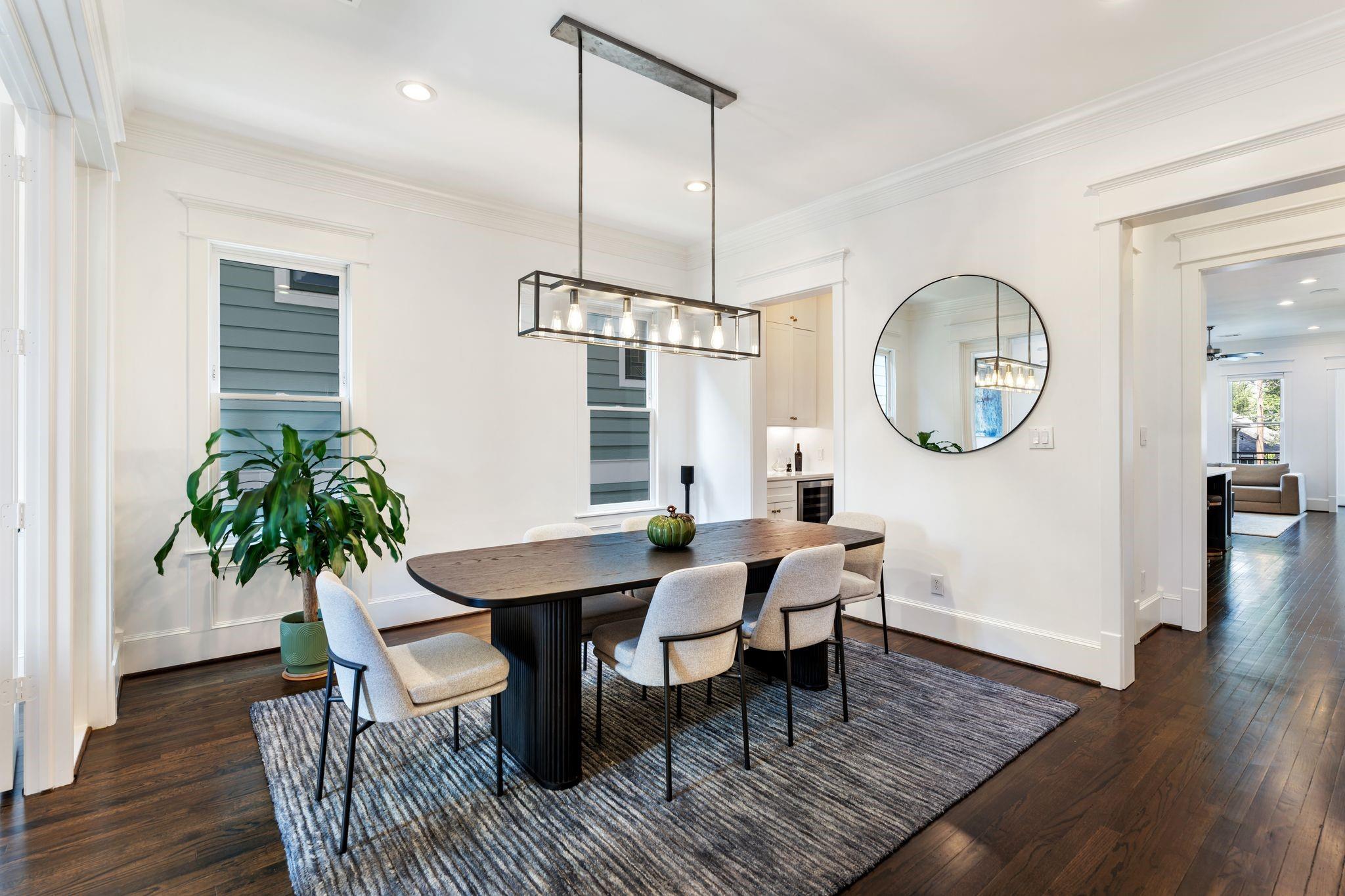 337 W 21st Street