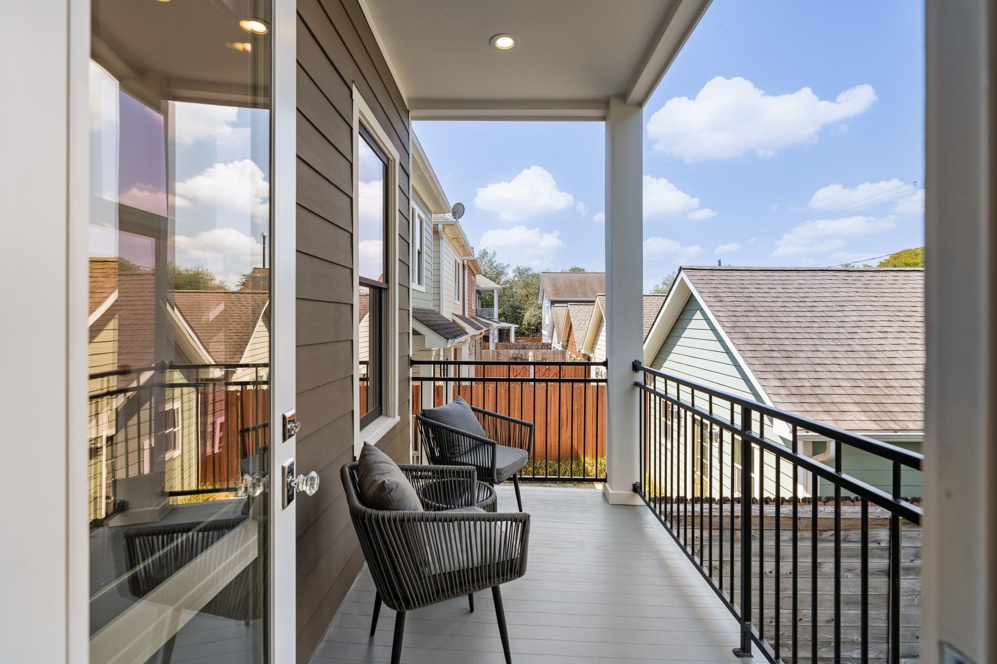 337 W 21st Street