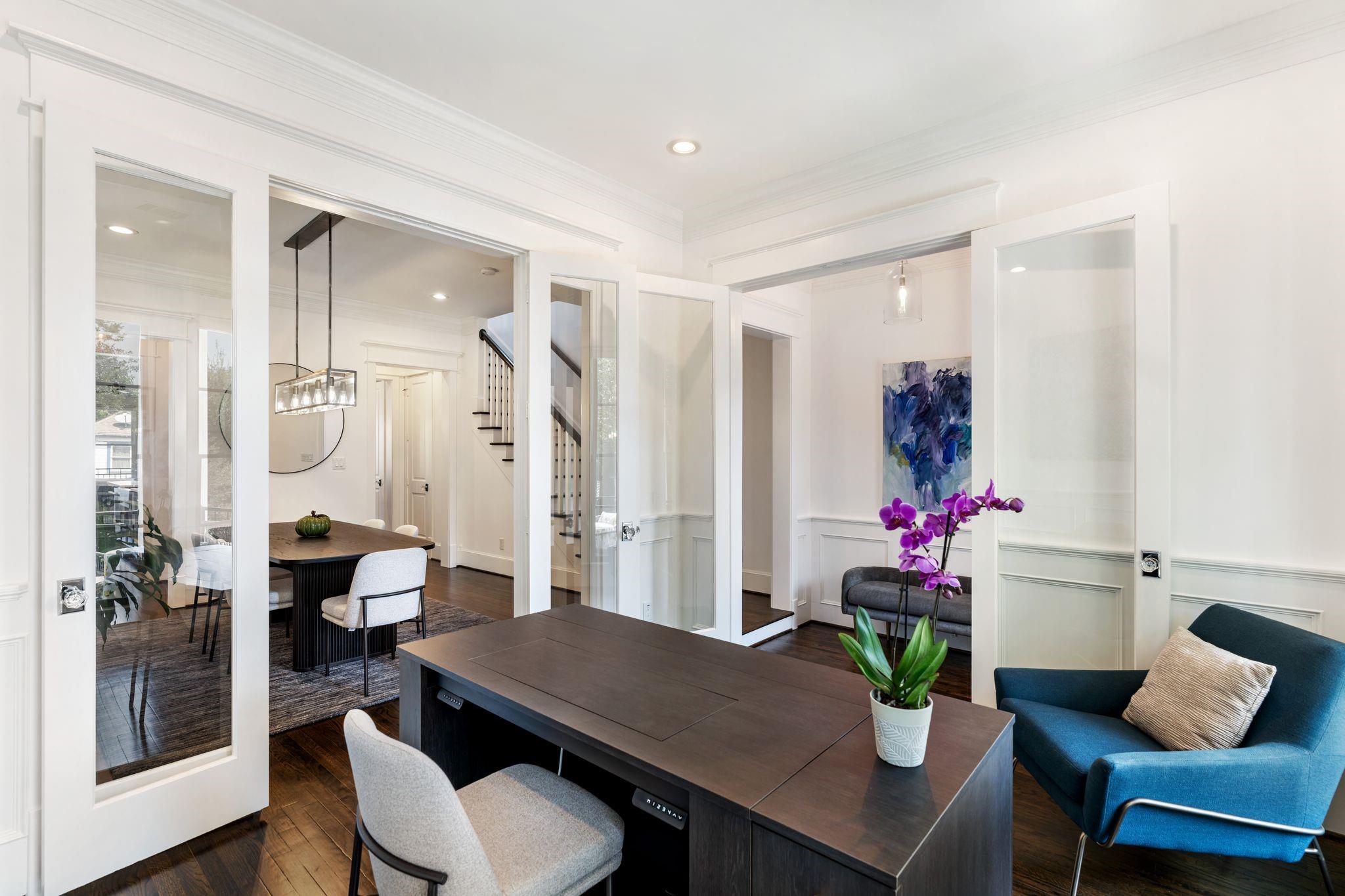 337 W 21st Street
