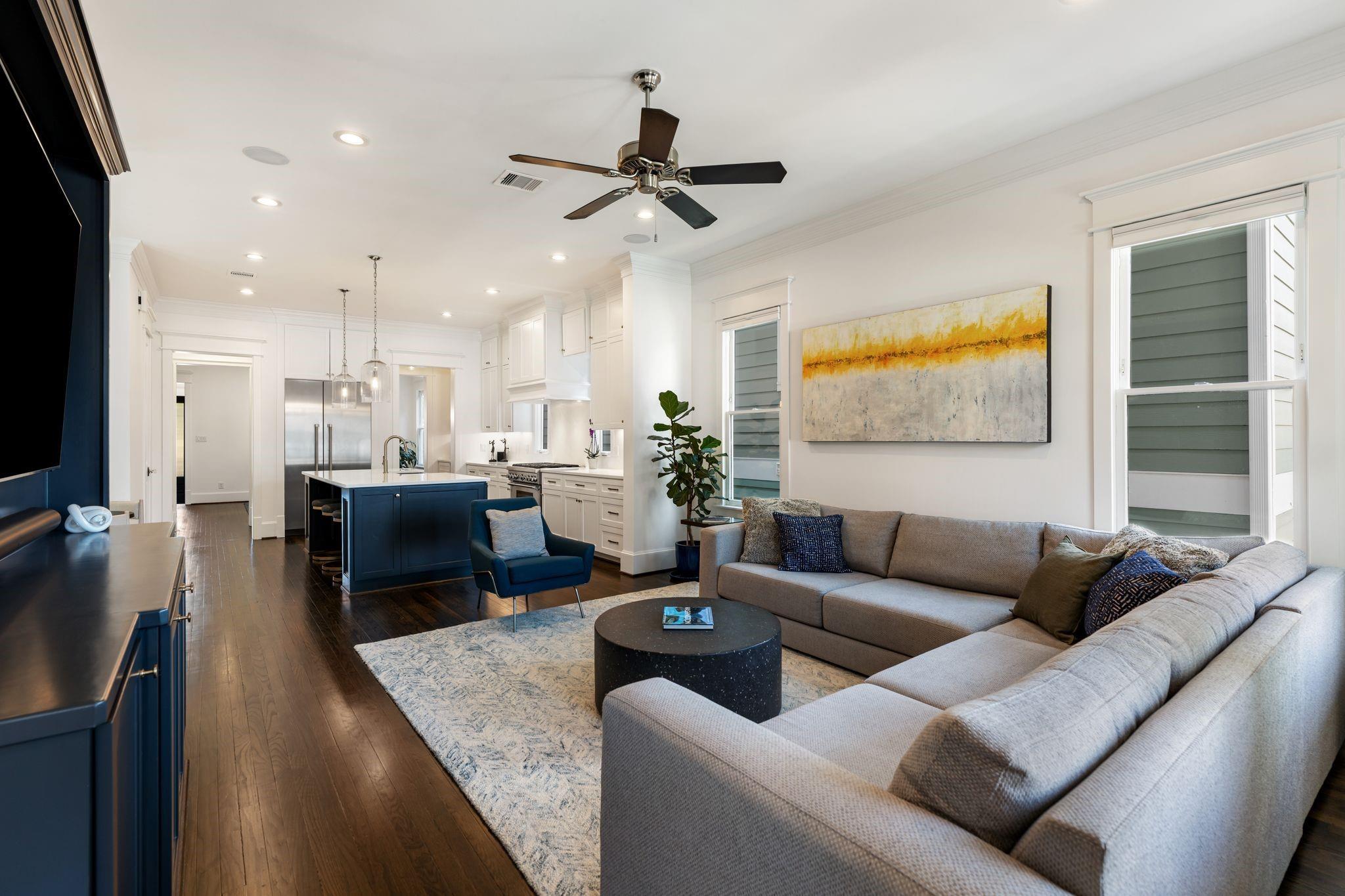 337 W 21st Street