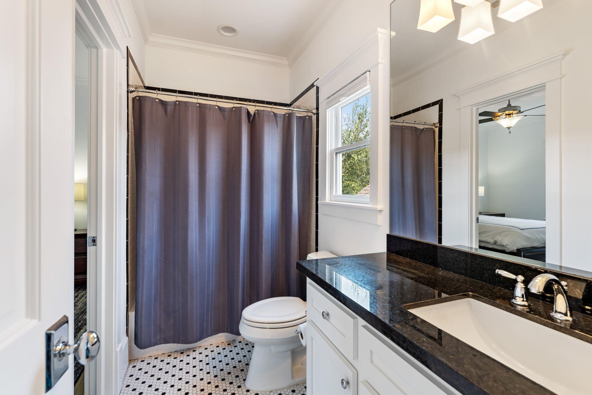 337 W 21st Street