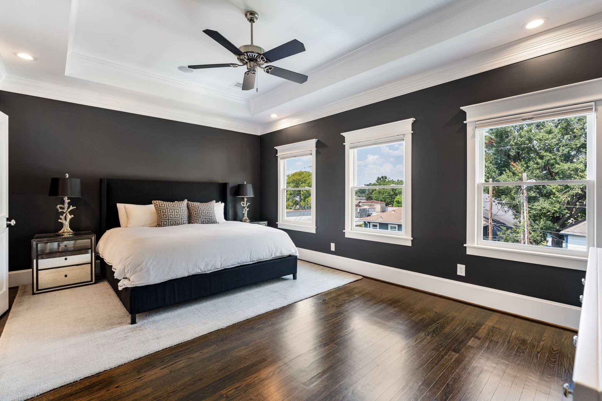 337 W 21st Street