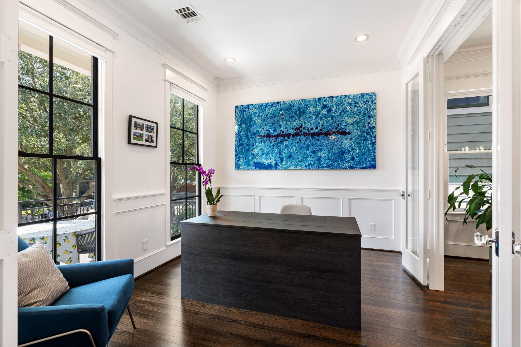 337 W 21st Street