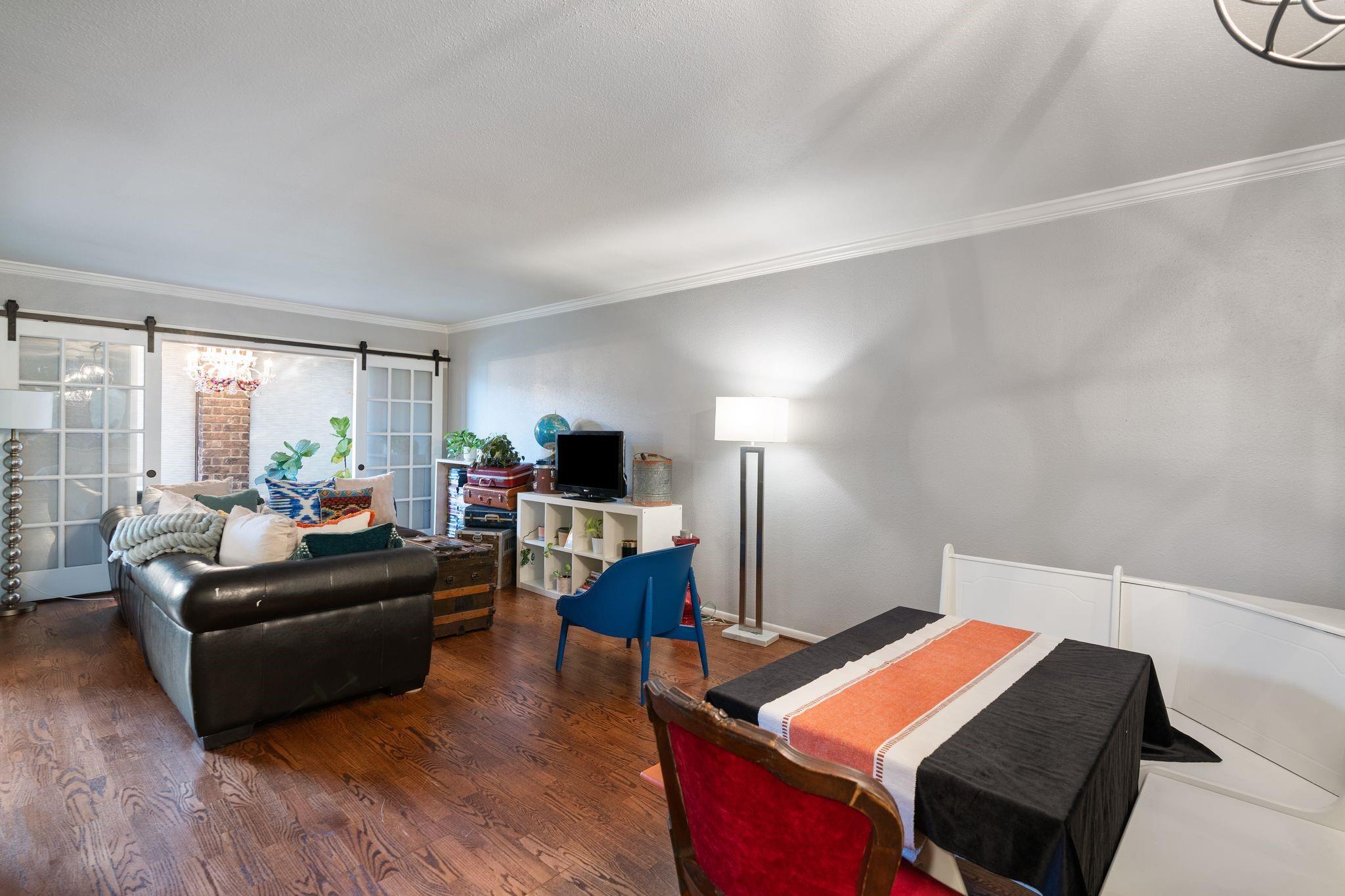 7575 Katy Freeway # 102