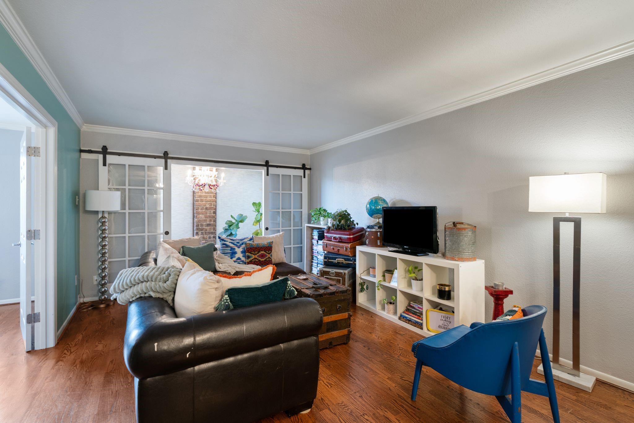 7575 Katy Freeway # 102