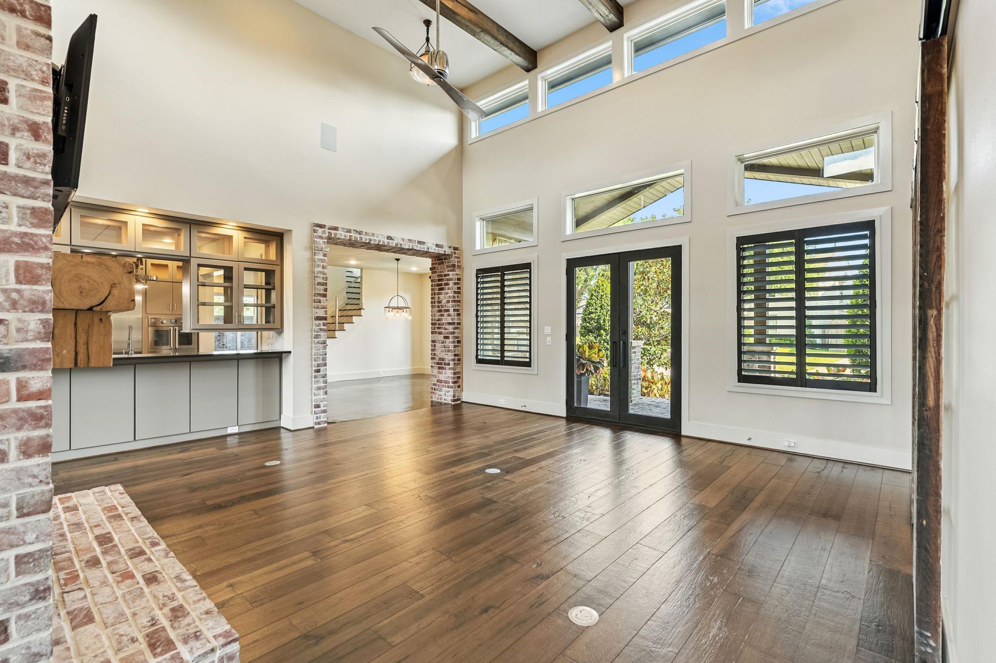 3610 Oak Forest Drive