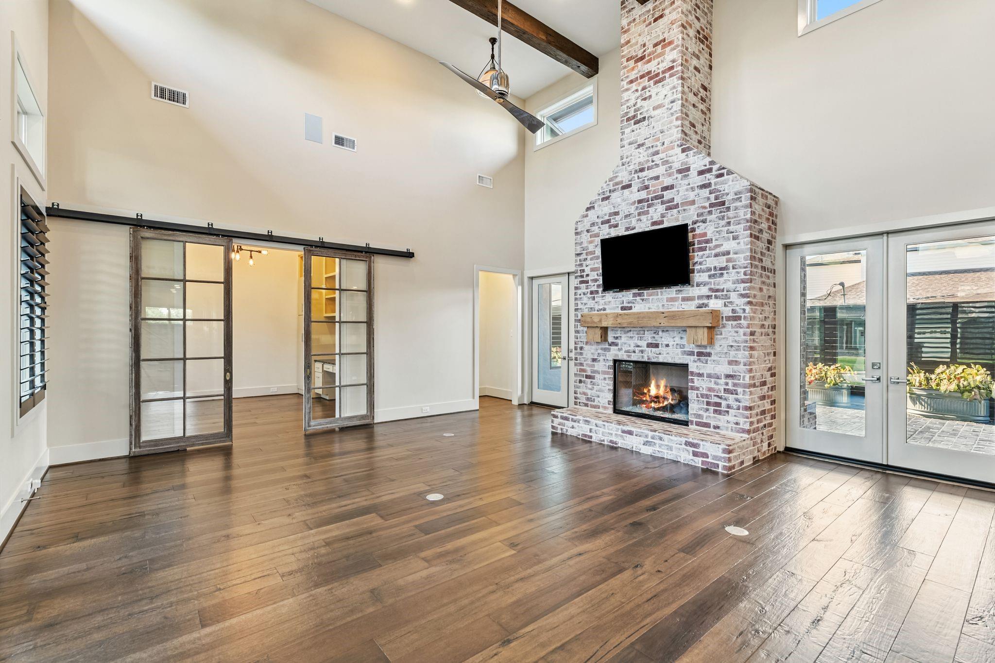 3610 Oak Forest Drive