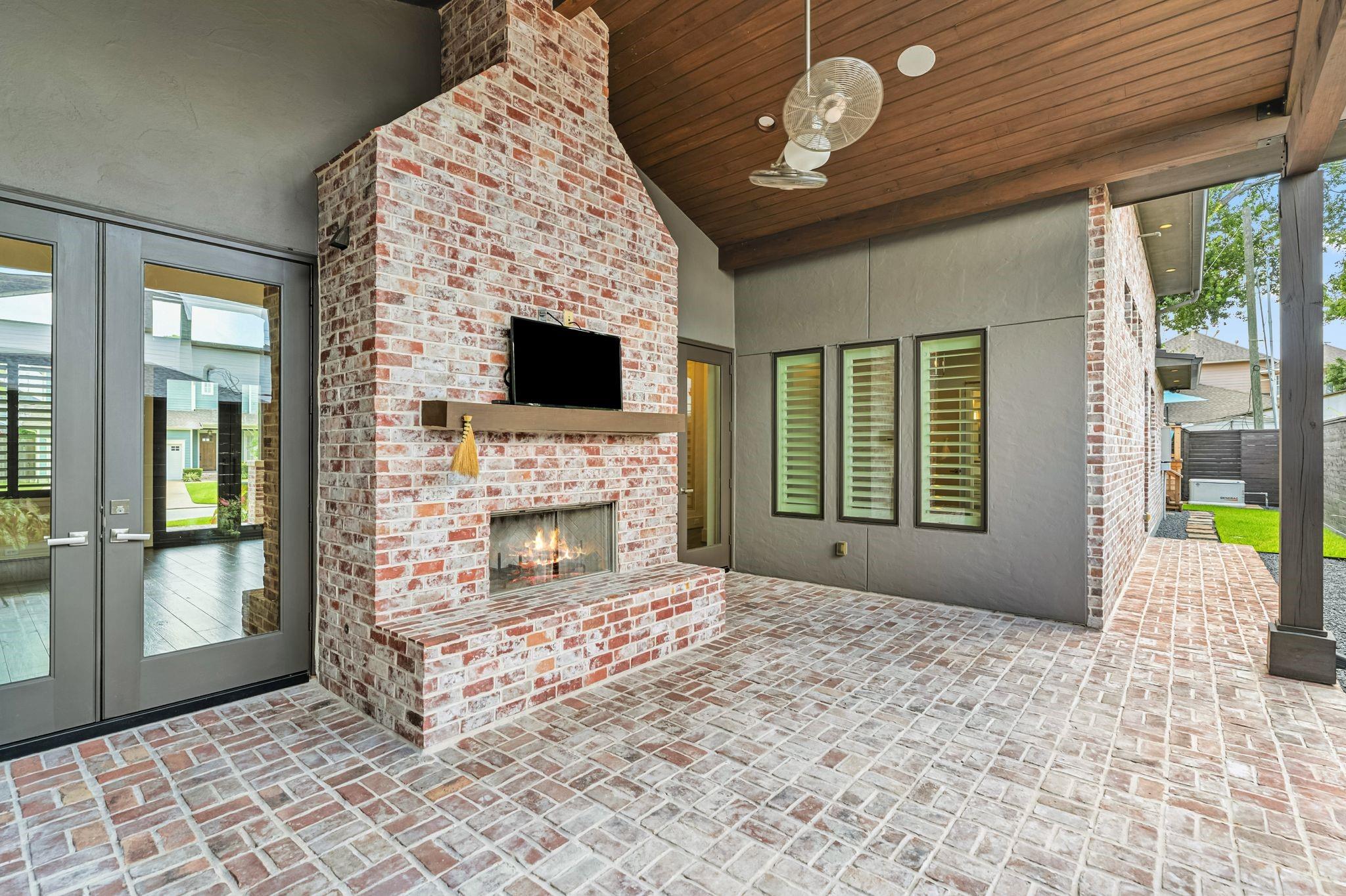 3610 Oak Forest Drive