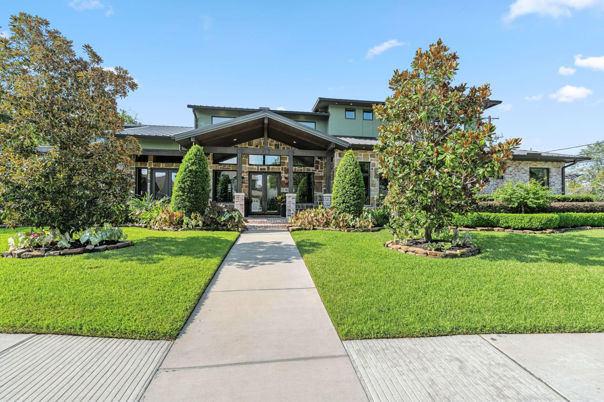3610 Oak Forest Drive