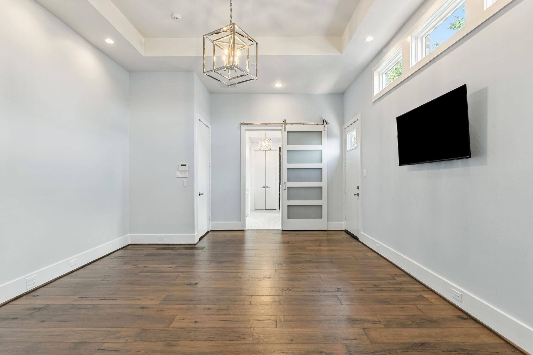 3610 Oak Forest Drive
