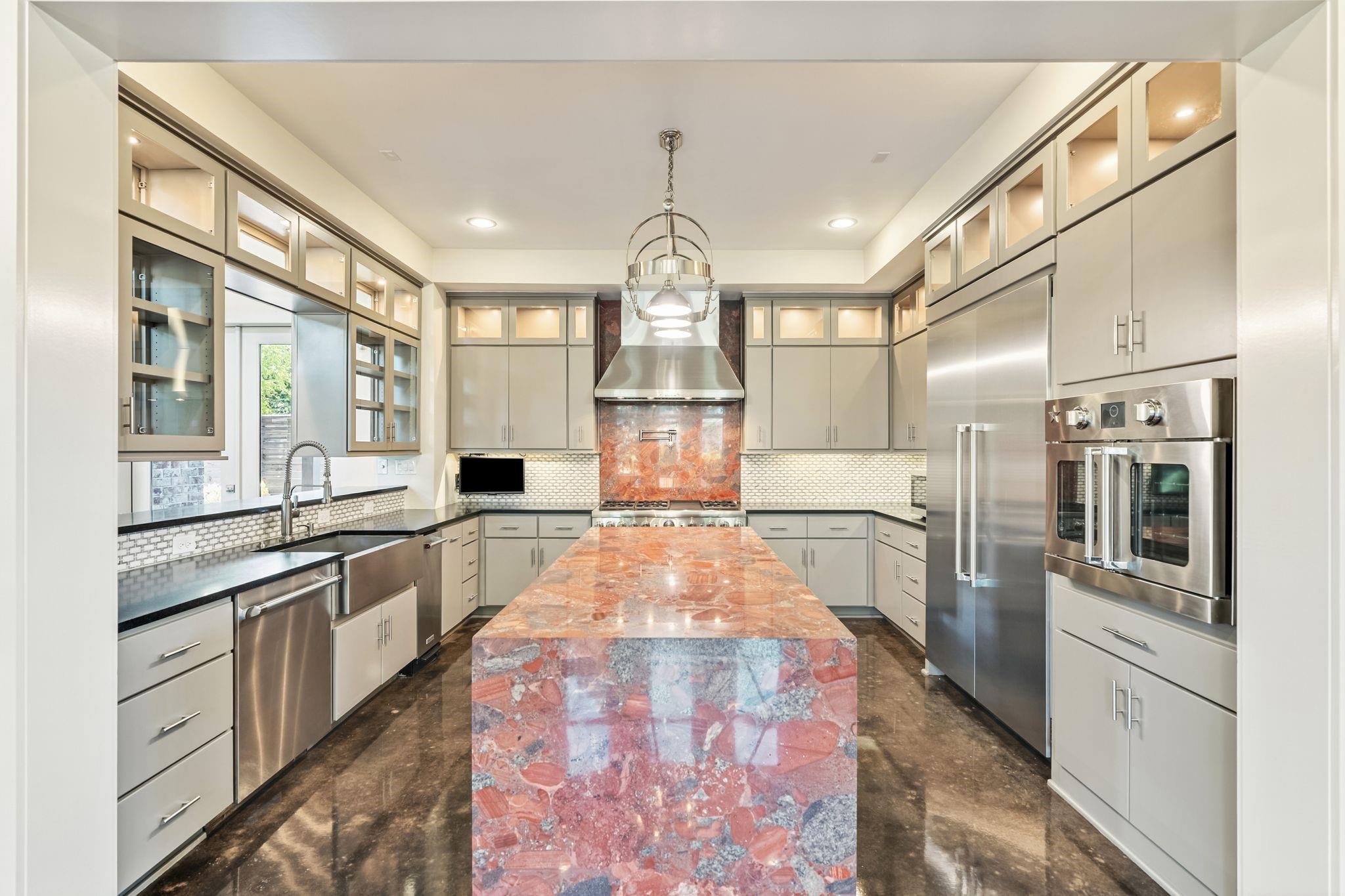 3610 Oak Forest Drive