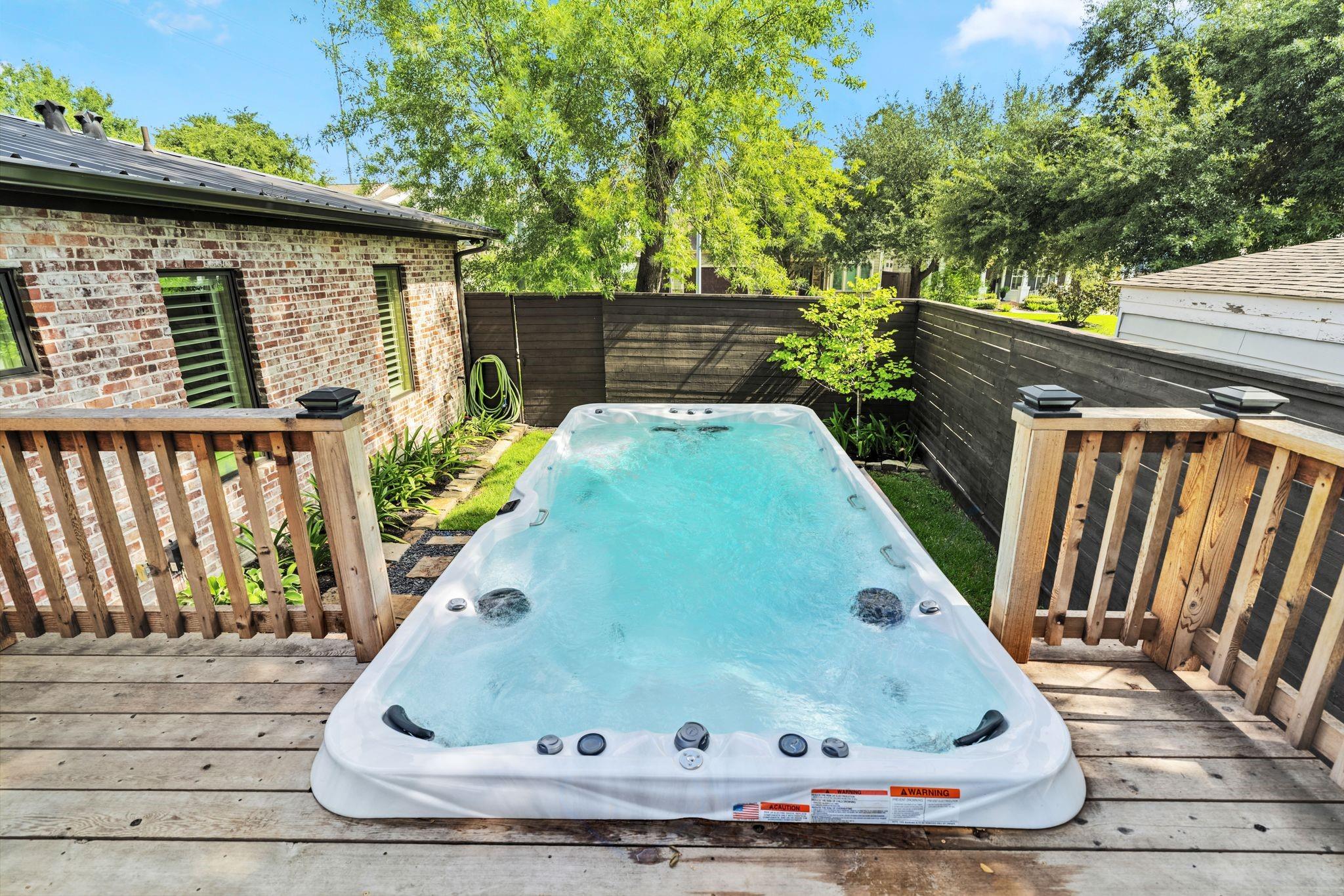 3610 Oak Forest Drive