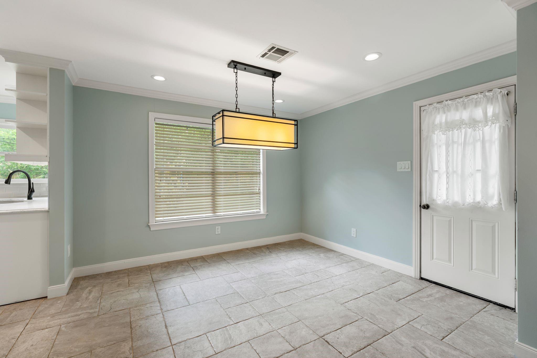 9333 Walterville Road