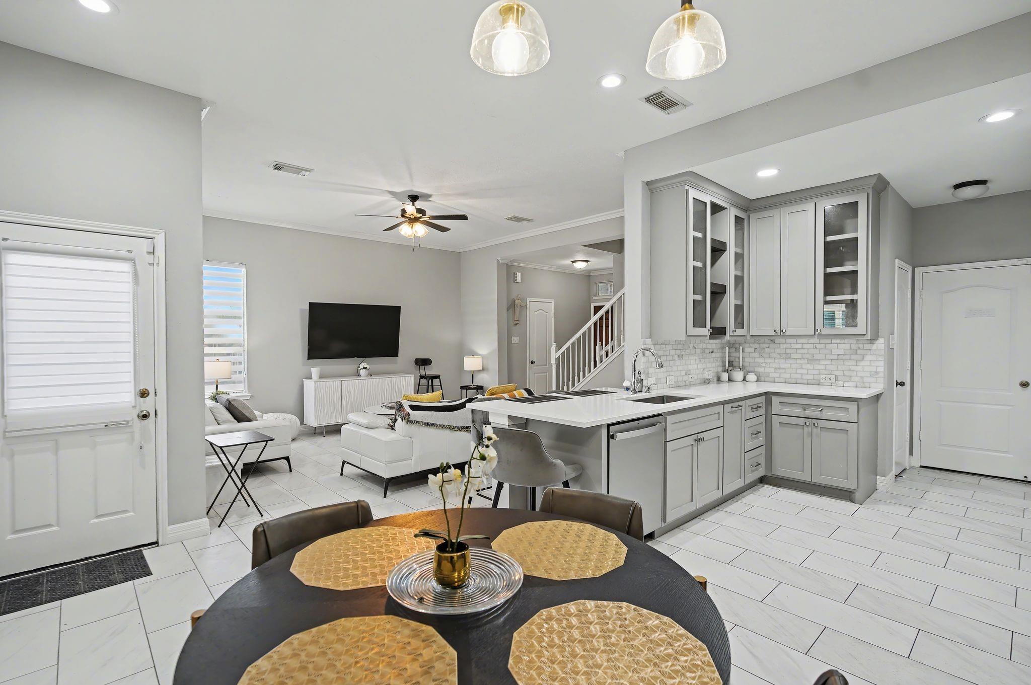 5339 Canyon Hollow Drive