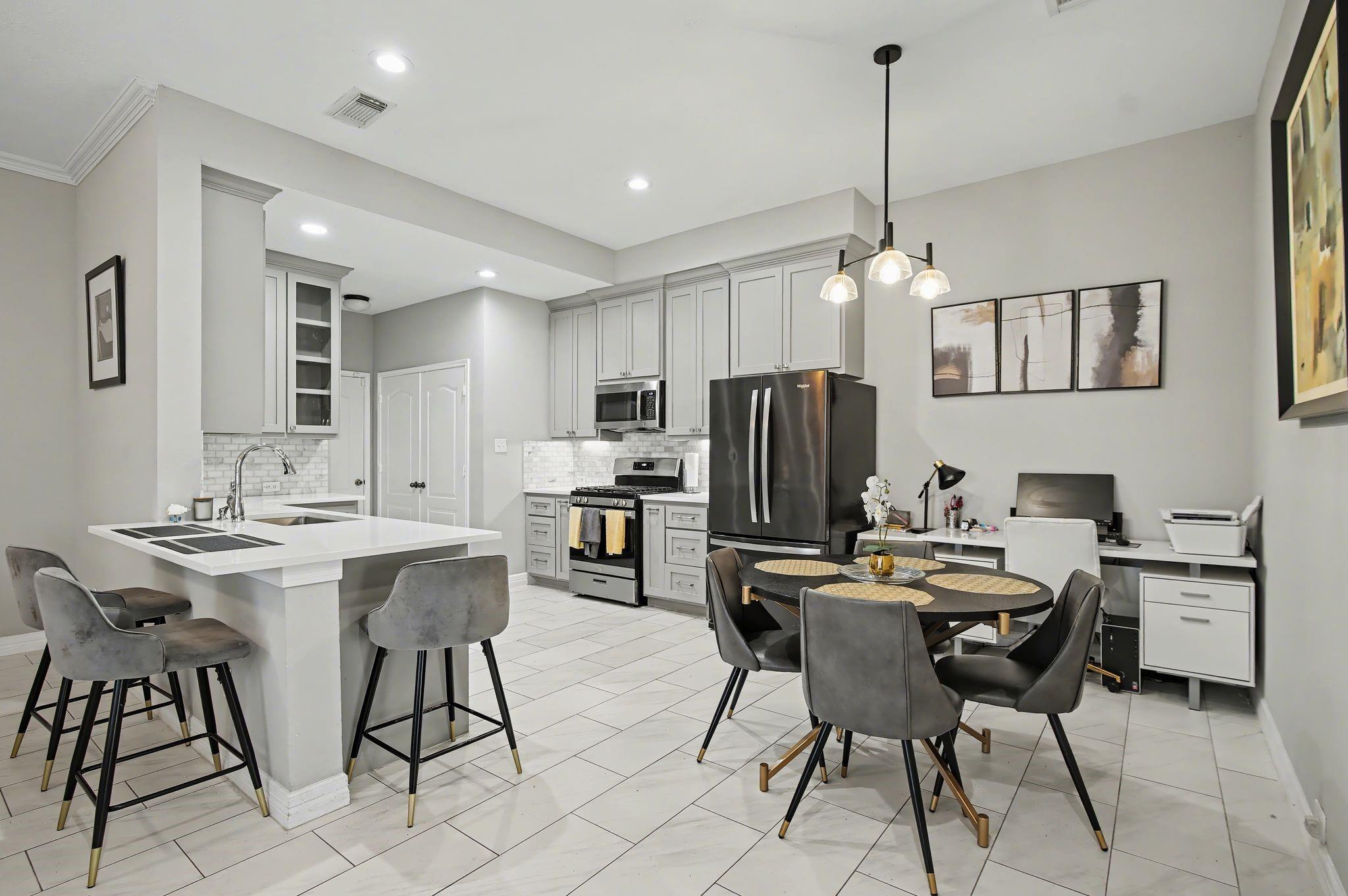 5339 Canyon Hollow Drive