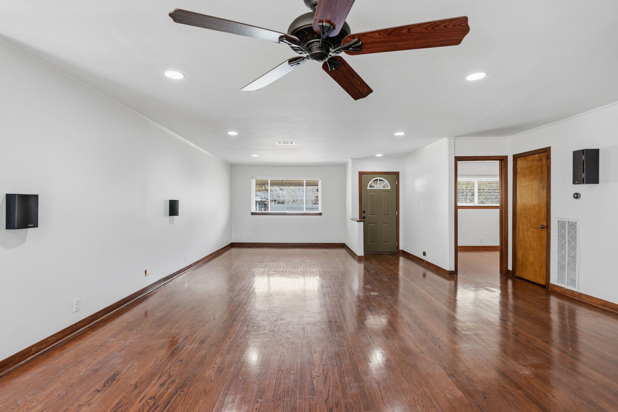 5307 Poinciana Drive