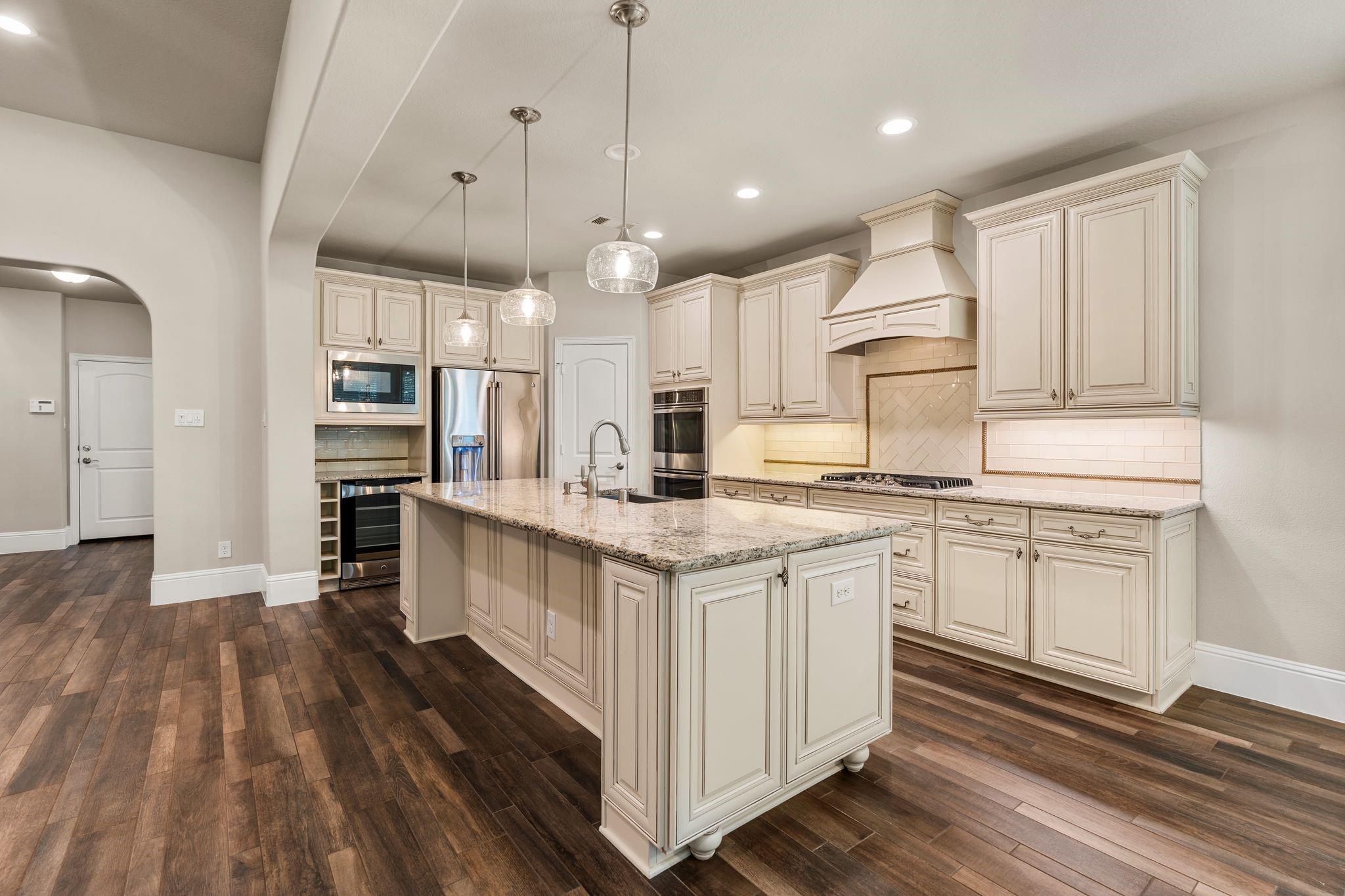 19 Cohasset Place