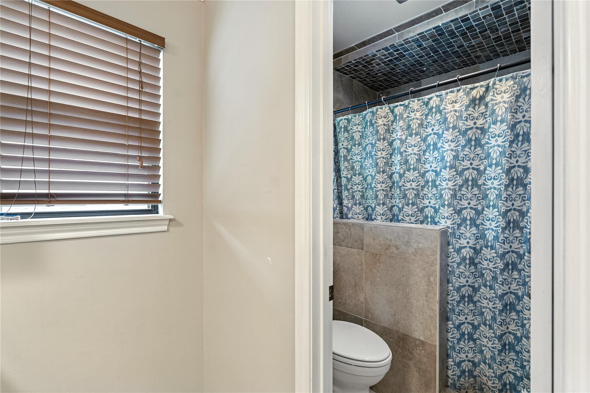 3115 Oak Leaf Court