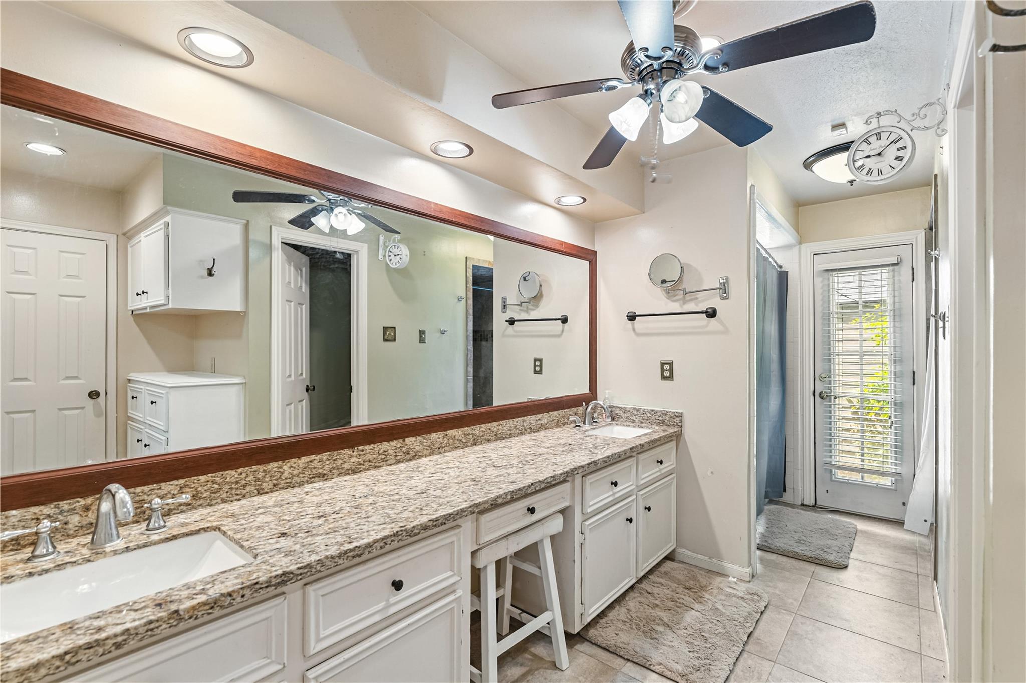3115 Oak Leaf Court