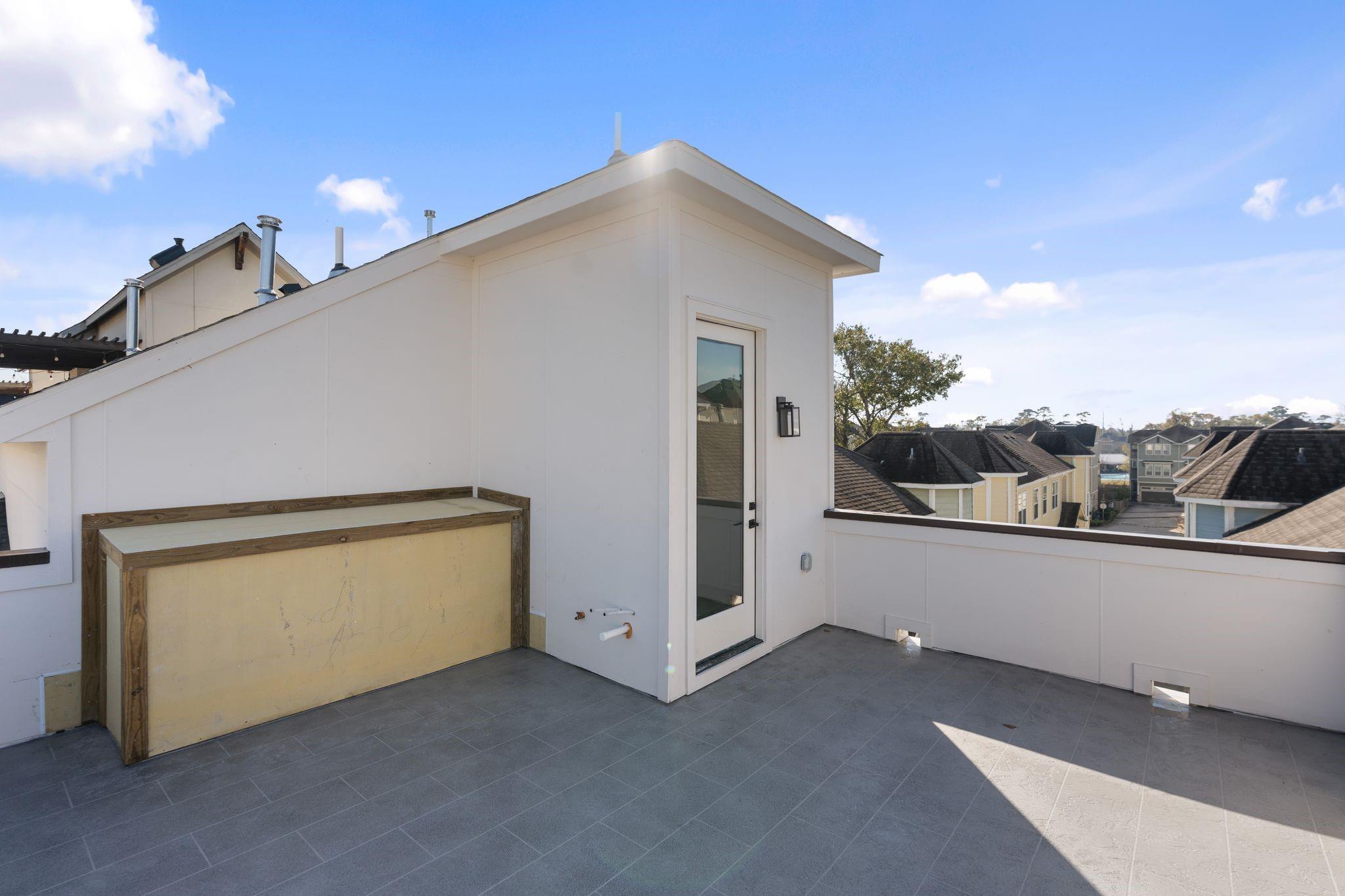 1140 W 16th St Street