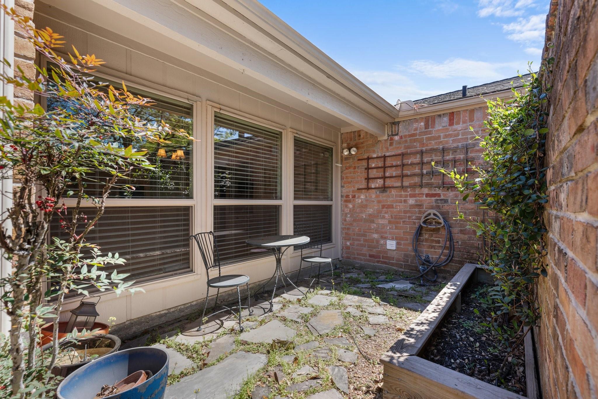 1035 Honey Hill Drive