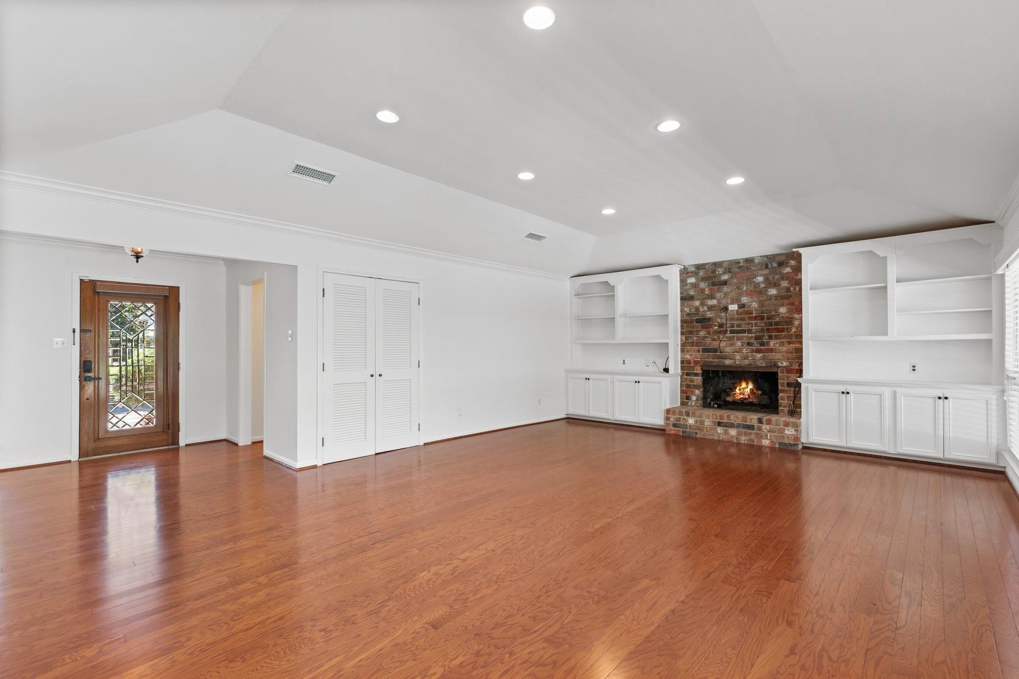 1035 Honey Hill Drive