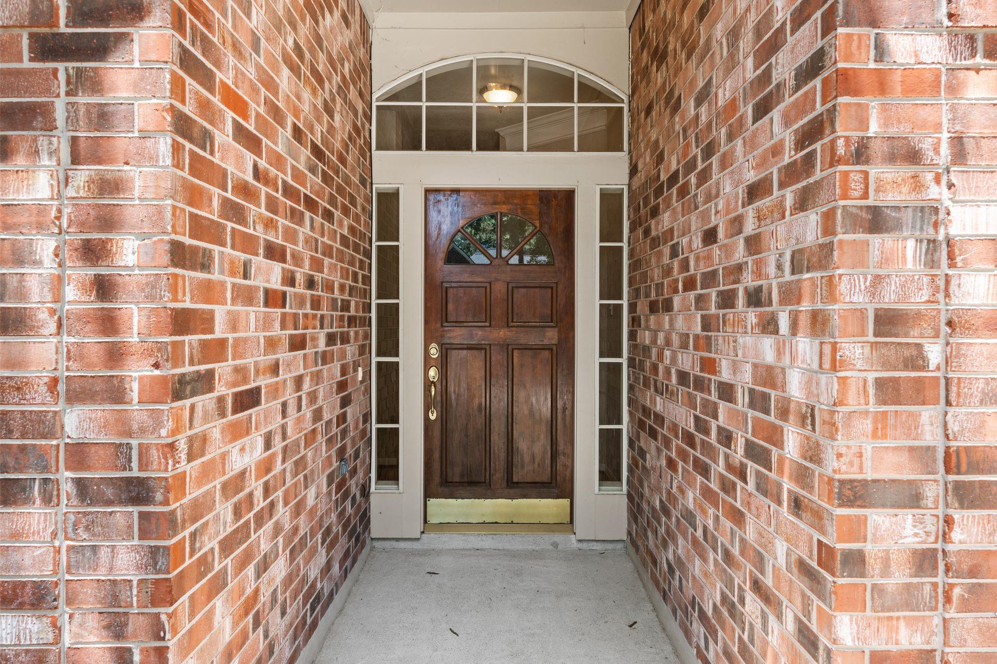 1719 Sandy Trail Court
