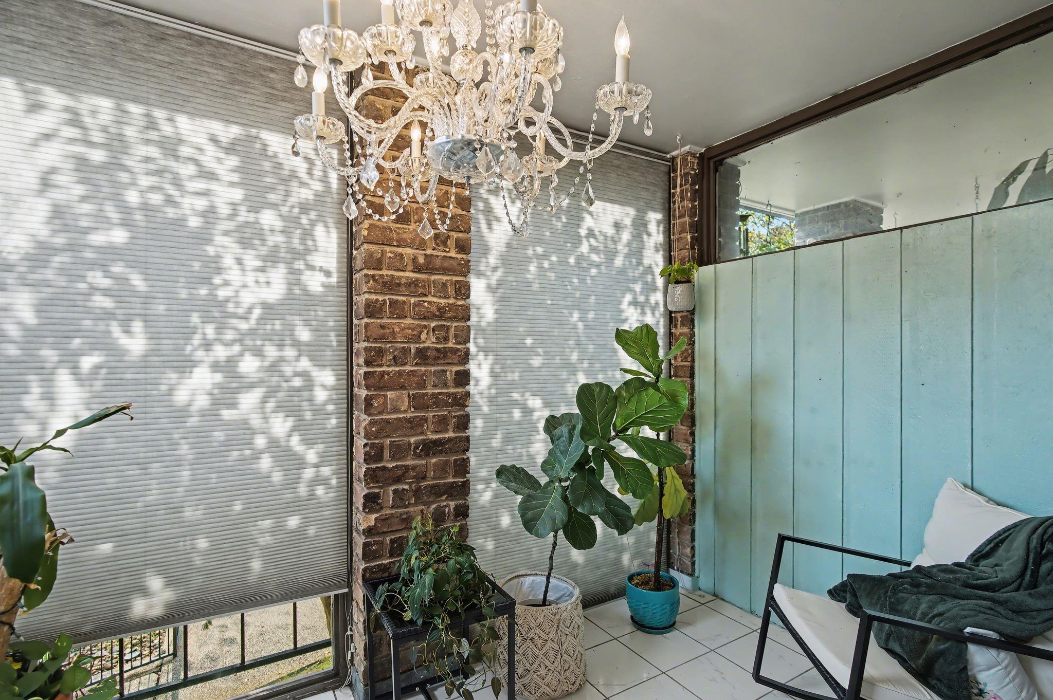 7575 Katy Freeway # 102