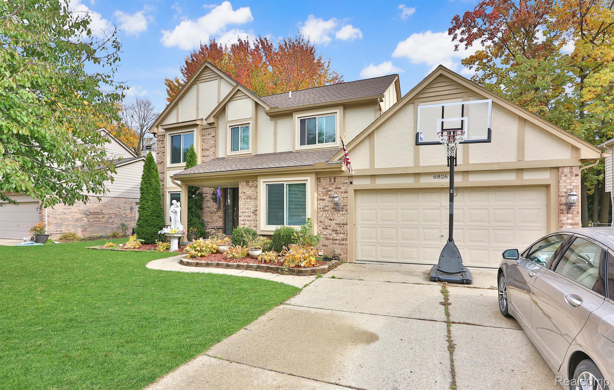 6826 SHELLDRAKE Drive