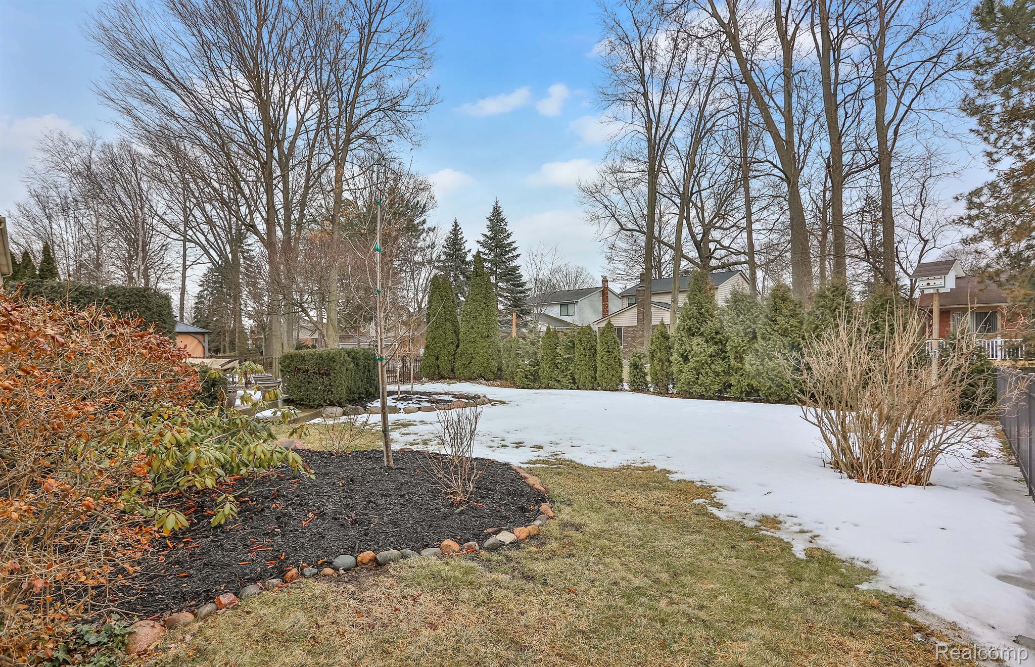 19916 CALUMET Drive
