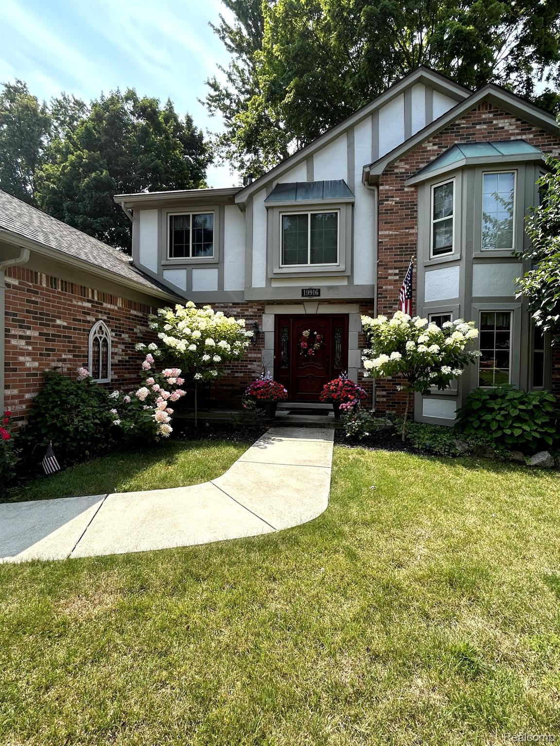 19916 CALUMET Drive