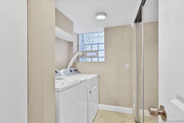 146 W HICKORY GROVE Road