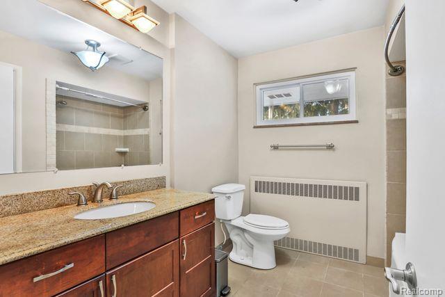 146 W HICKORY GROVE Road