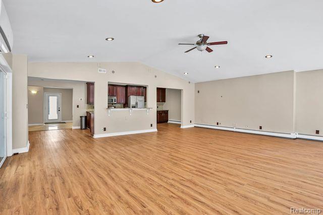 146 W HICKORY GROVE Road