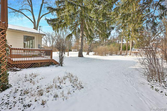 146 W HICKORY GROVE Road