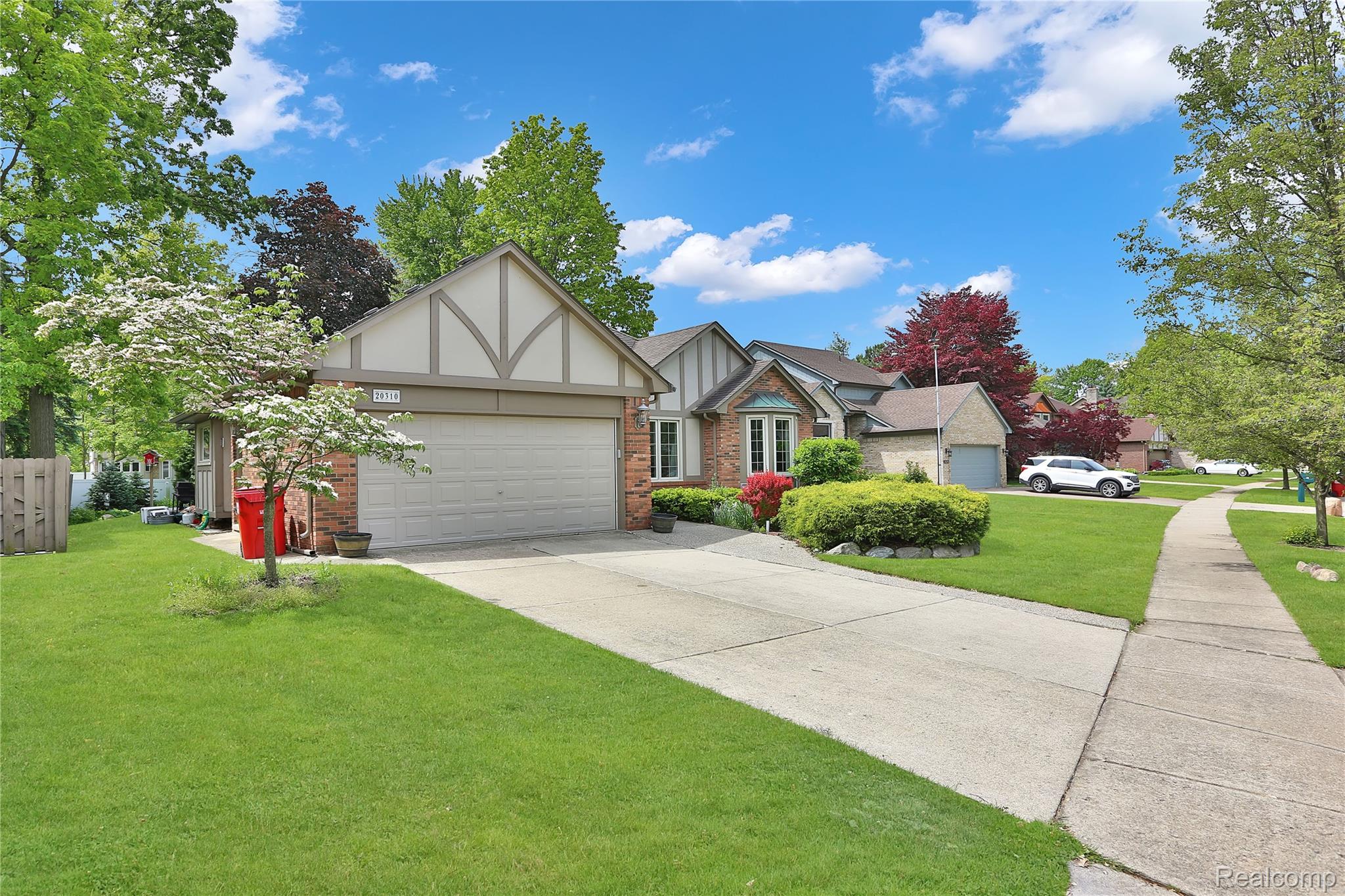 20310 Oneida Drive